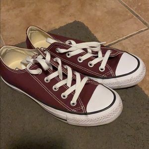 Red converse